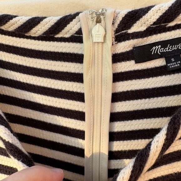 Madewell Womens Afternoon Dress size small, navy and white striped, sleeveless - Picture 12 of 16
